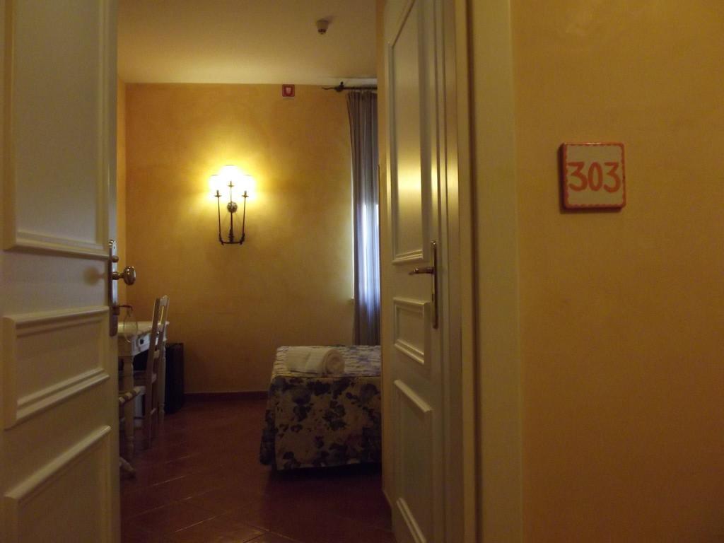 Acos Marsala City Hotel Zimmer foto